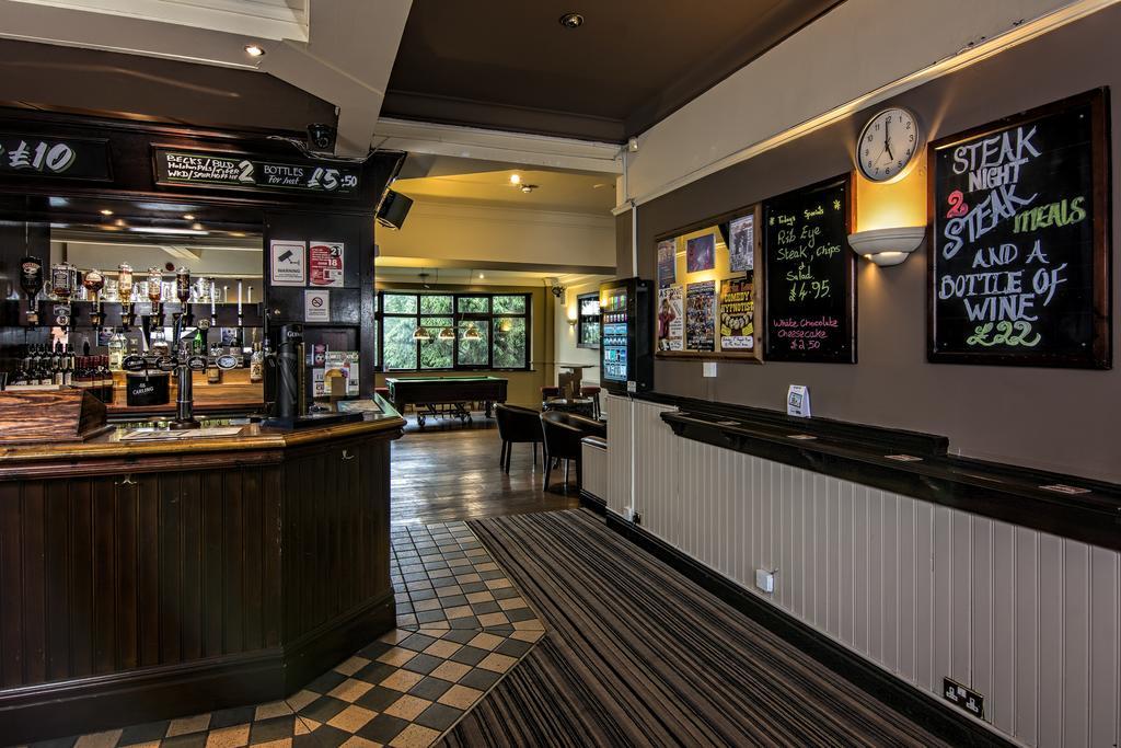 Hotel The Miners Arms à Leeds  Extérieur photo